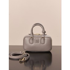 미우 미우 아르카디 레더 백 클레이 그레이 5*10*19 