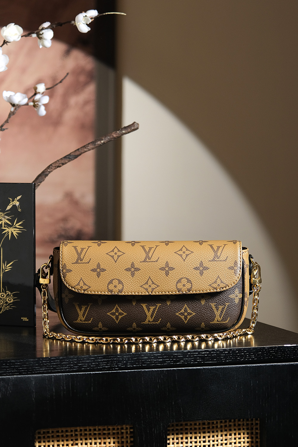 루이비통 월릿 온 체인 아이비 M26587 23.5*12*4.3   880