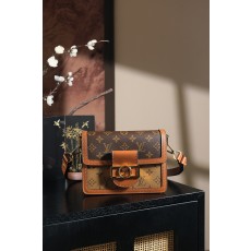 루이비통 도핀 미니 M45959 20*15*9  1350