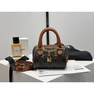 셀린느 미니 보스턴백 트리옹프 195112 14*9.5*7.5  650