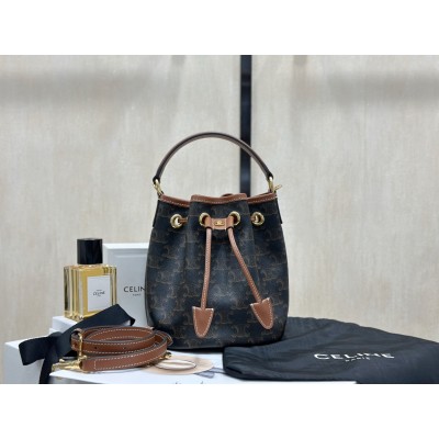 셀린느 트리옹프 틴 클라라 백 121672 16*19*16  860