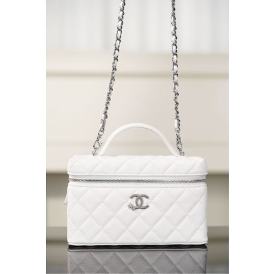샤넬  체인 코스메틱 케이스 화이트 17x19.5x5