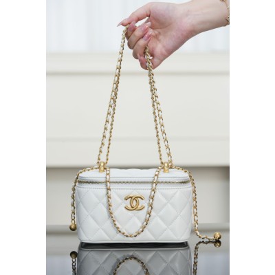 샤넬 체인탑 핸들 베니티백  골드 메탈 화이트  9.5x17x8