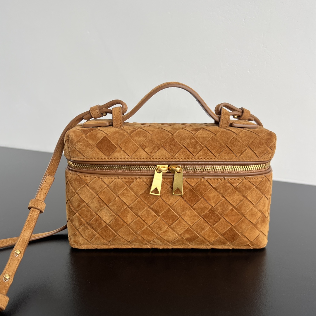 보테가 베니티 케이스 22x12.5x5 