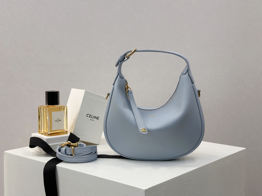 셀린느 틴 룰루 숄더백 글레이셔 120723 21*24*5  880