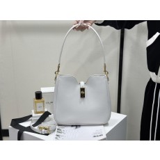 셀린느 까미유 16 소프트백 스몰 화이트 120693 24.5*21.5*5  1100