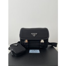 프라다 리나일론 사피아노 가죽 미디움  숄더백   블랙 2VD034 22*16*8.5 95