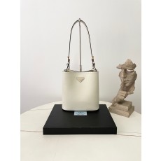 프라다 파니에 사피아노 가죽 백 화이트1BE080 21.5*22.5*13 