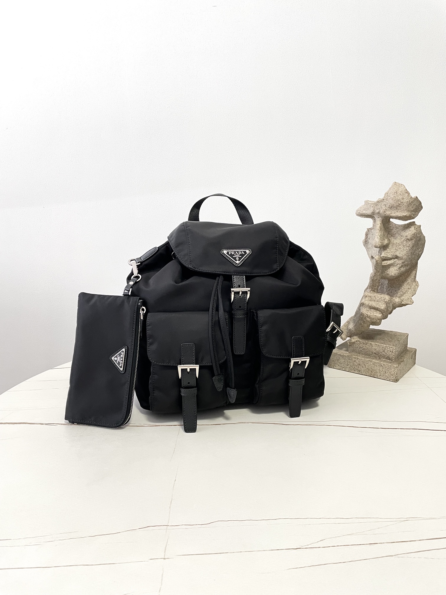 프라다 리나일론 미디엄 백팩 2VZ135 45*27*17