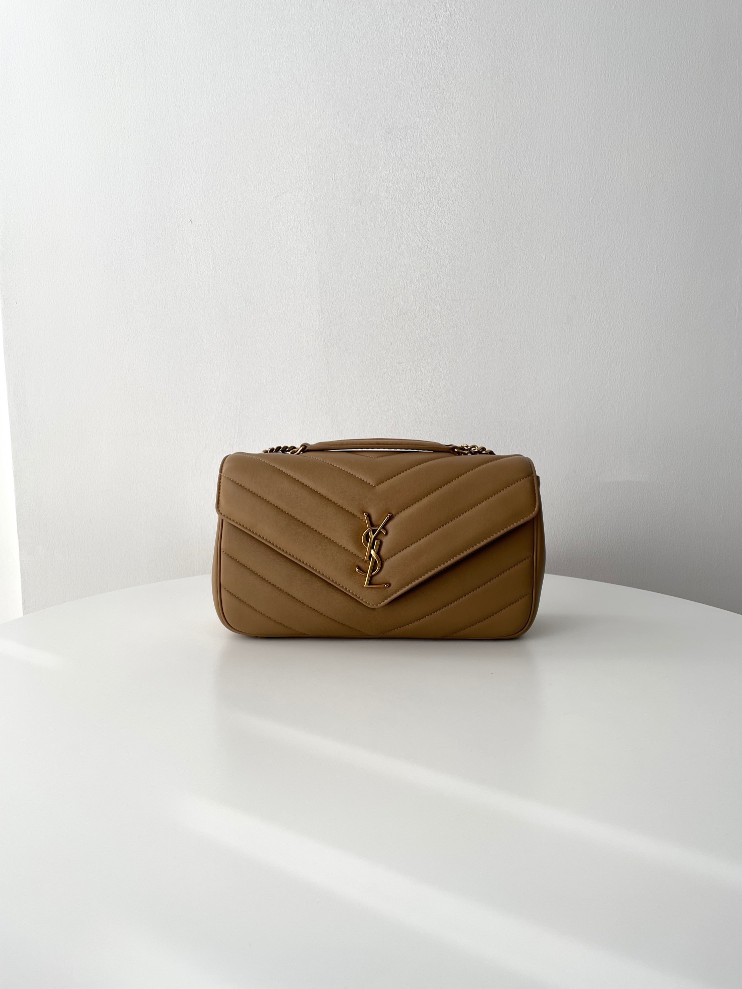 생로랑 루루 숄더백  탄컬러 801439 29*17*8 118