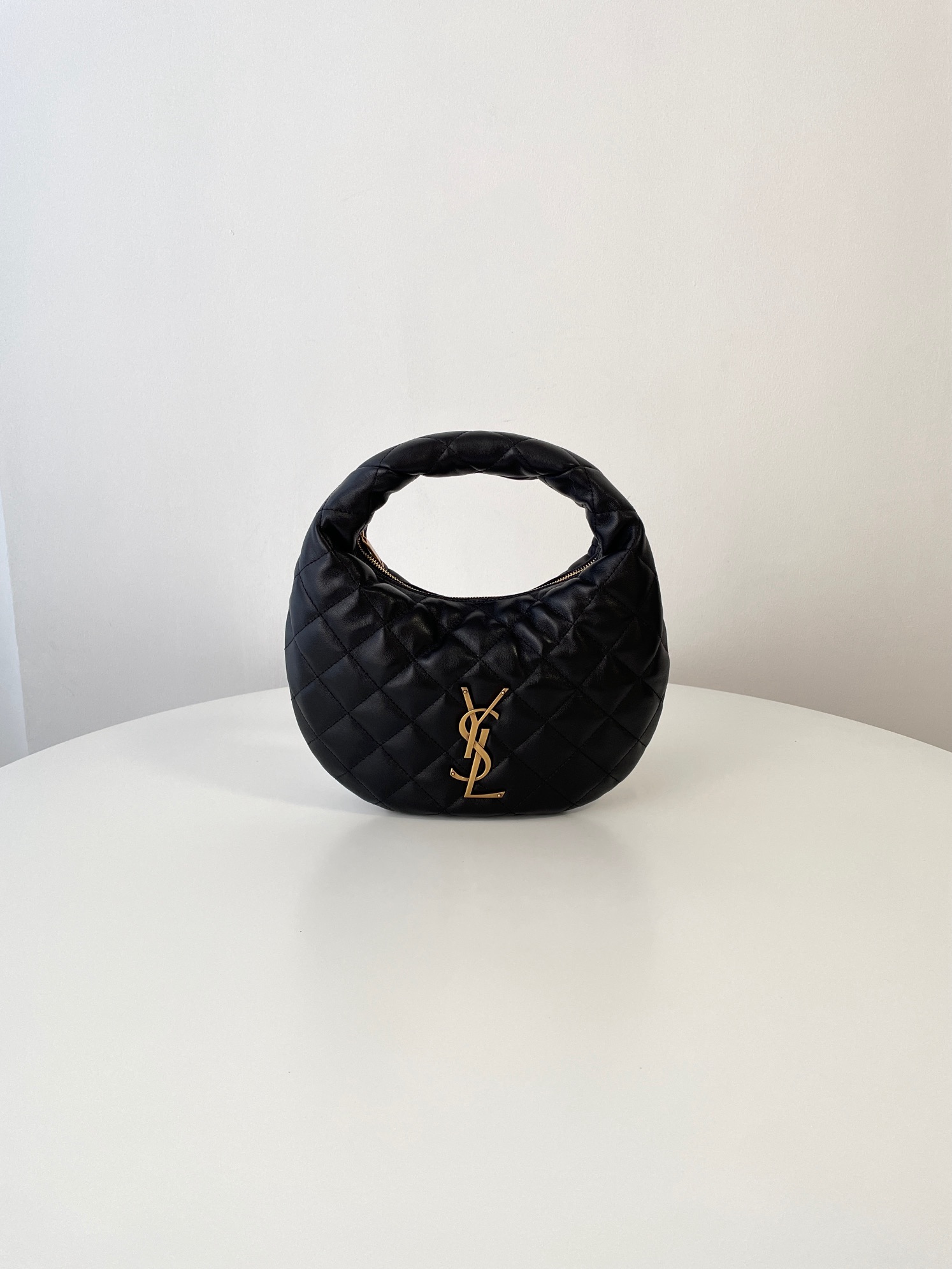 생로랑 퀄팅 가죽 호보백 미니 블랙 851689 17*13*3 