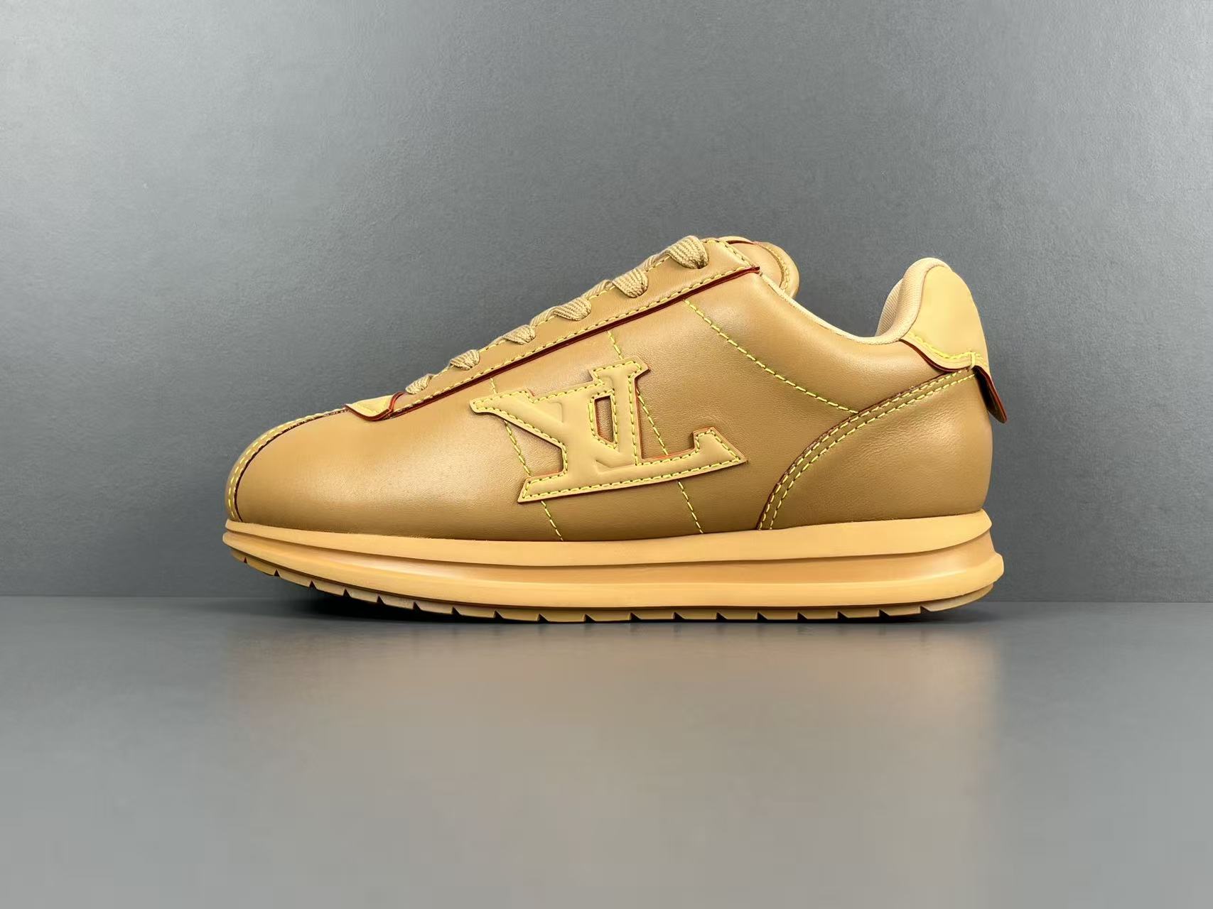 루이비통 LV 버터소프트 스니커즈 브라운 1AIKE