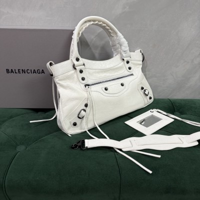 발렌시아가 르 시티 퍼스트백 화이트 34-20-7