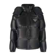 프라다 리나일론 다운자켓 블랙 