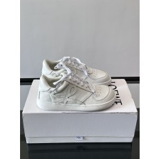 로에베 점보 스니커즈 화이트 