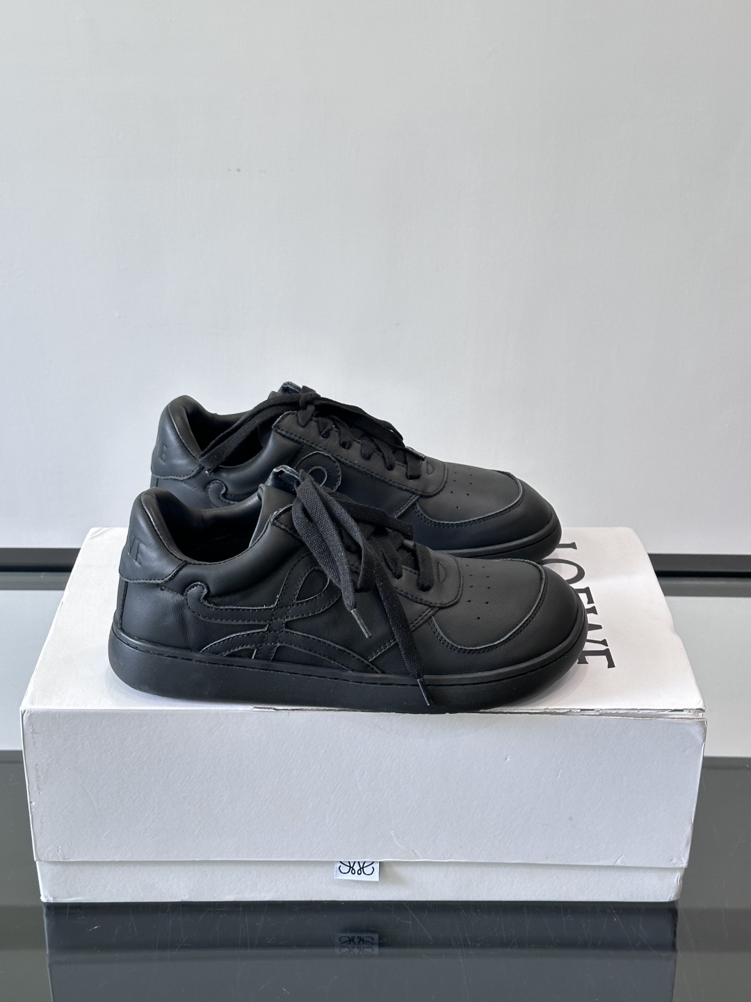 로에베 점보 스니커즈 블랙 