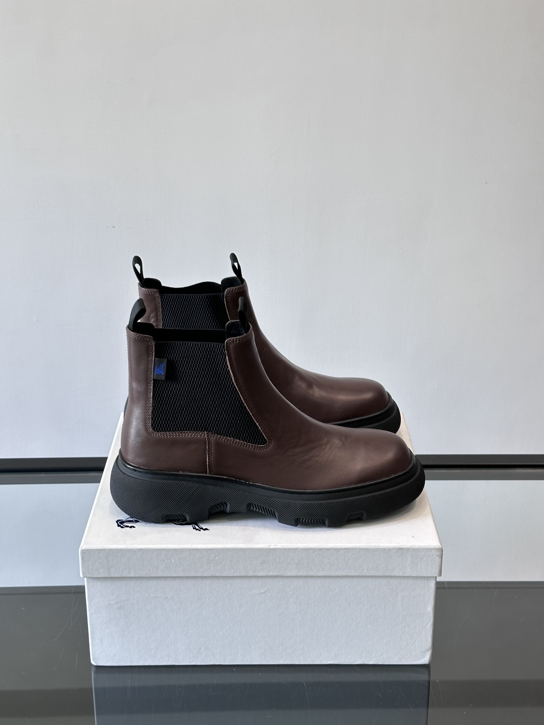 버버리 남성 하이탑 첼시 부츠