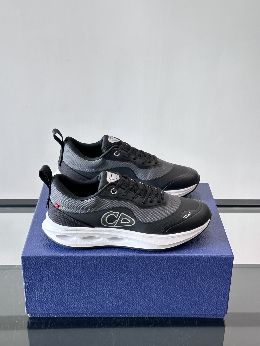 디올 B30 CD 스니커즈 