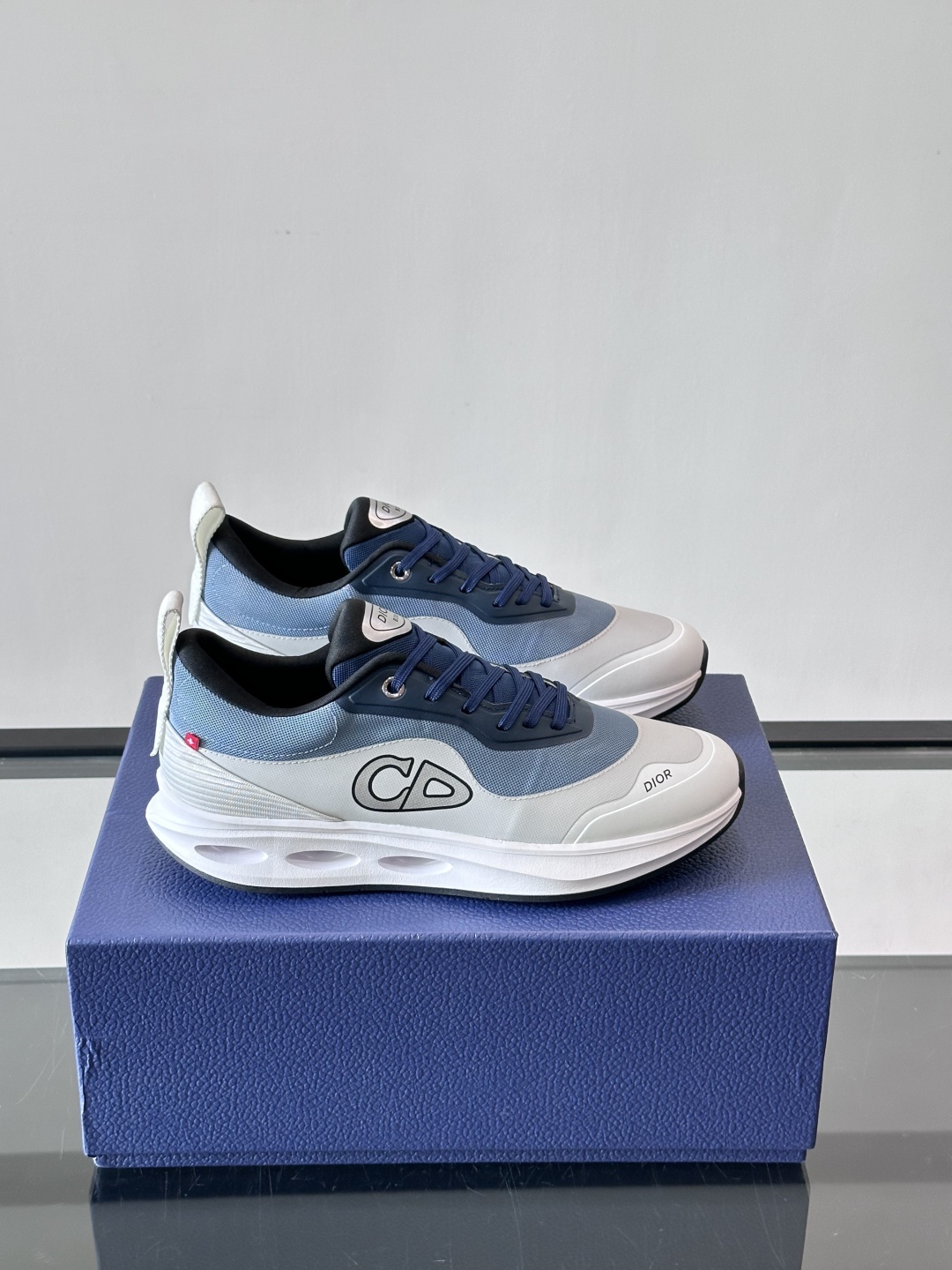 디올 B30 CD 스니커즈