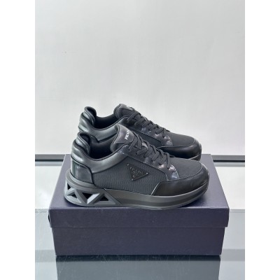 프라다 남성 스니커즈 