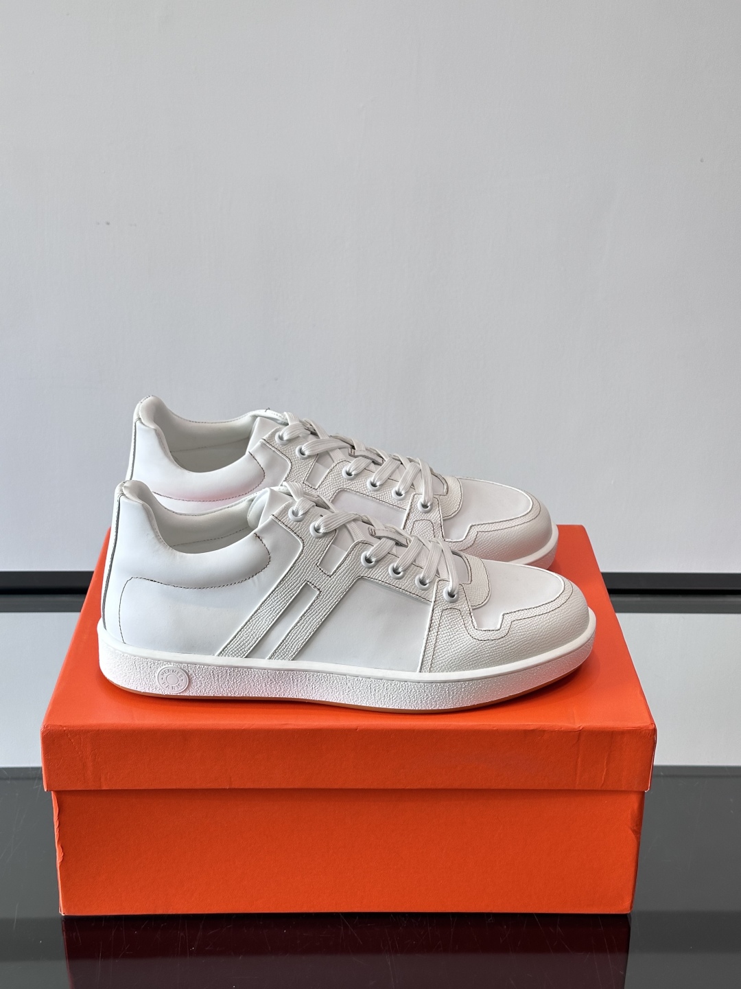 에르메스 조인 스니커즈 