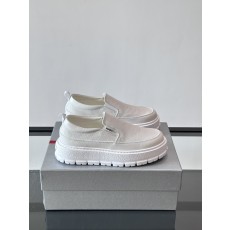 프라다 슬립온 화이트 