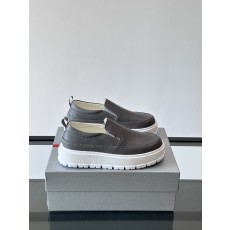 프라다 슬립온 그레이 