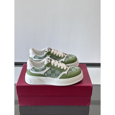 구찌 GG 리웹 스니커즈 