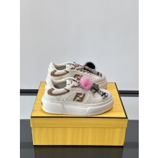 펜디 매치 가죽 화이트 스니커즈 