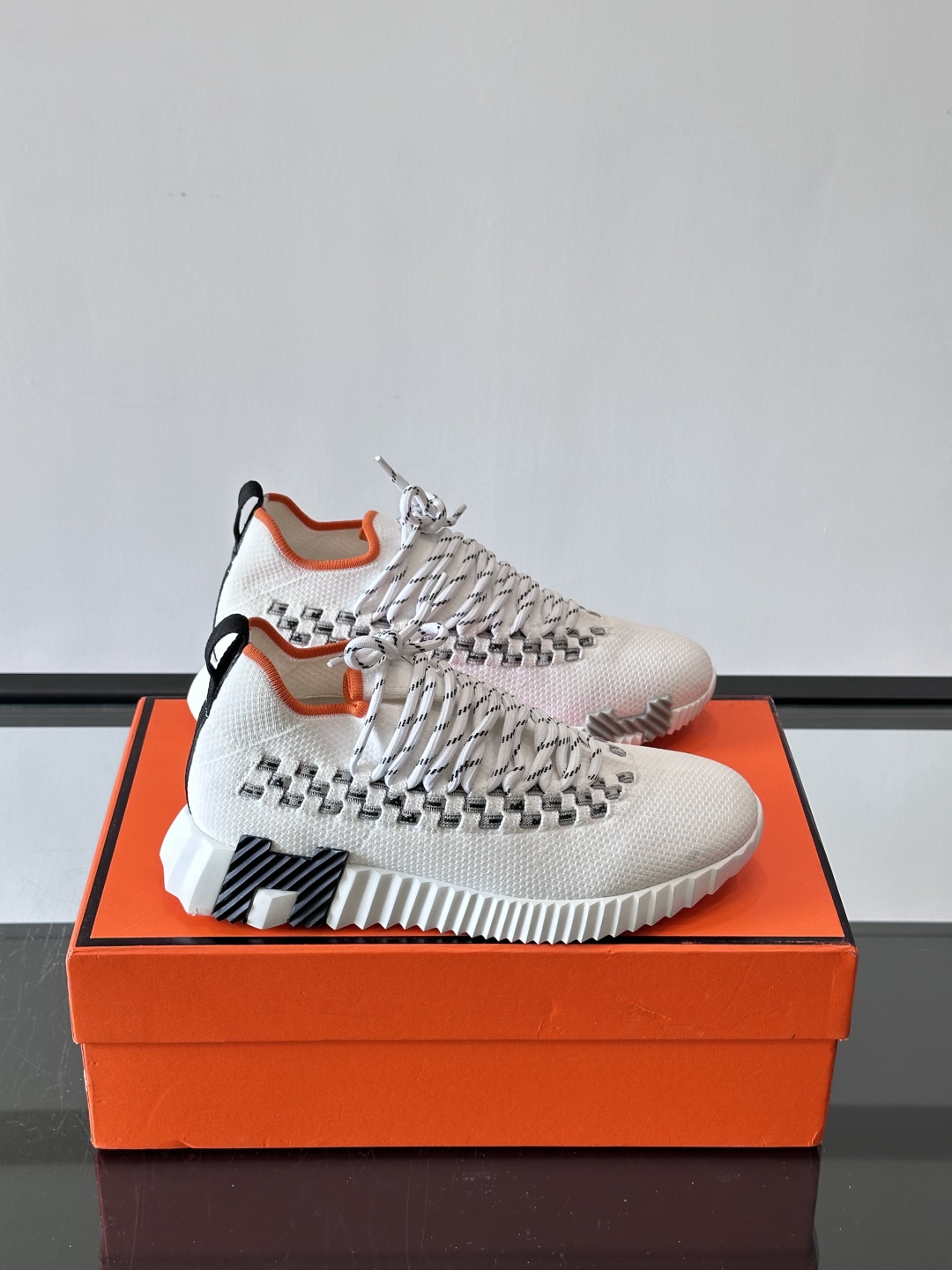 에르메스 플렉스 스니커즈 화이트 그레이 