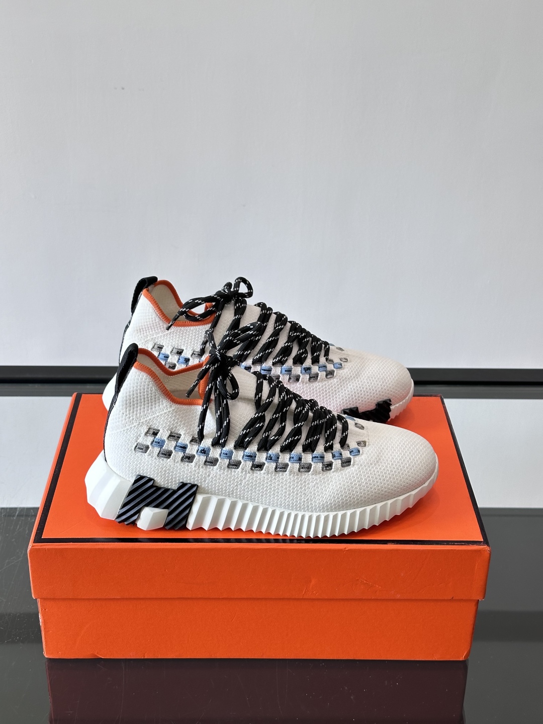 에르메스 플렉스 스니커즈 화이트 블랙 