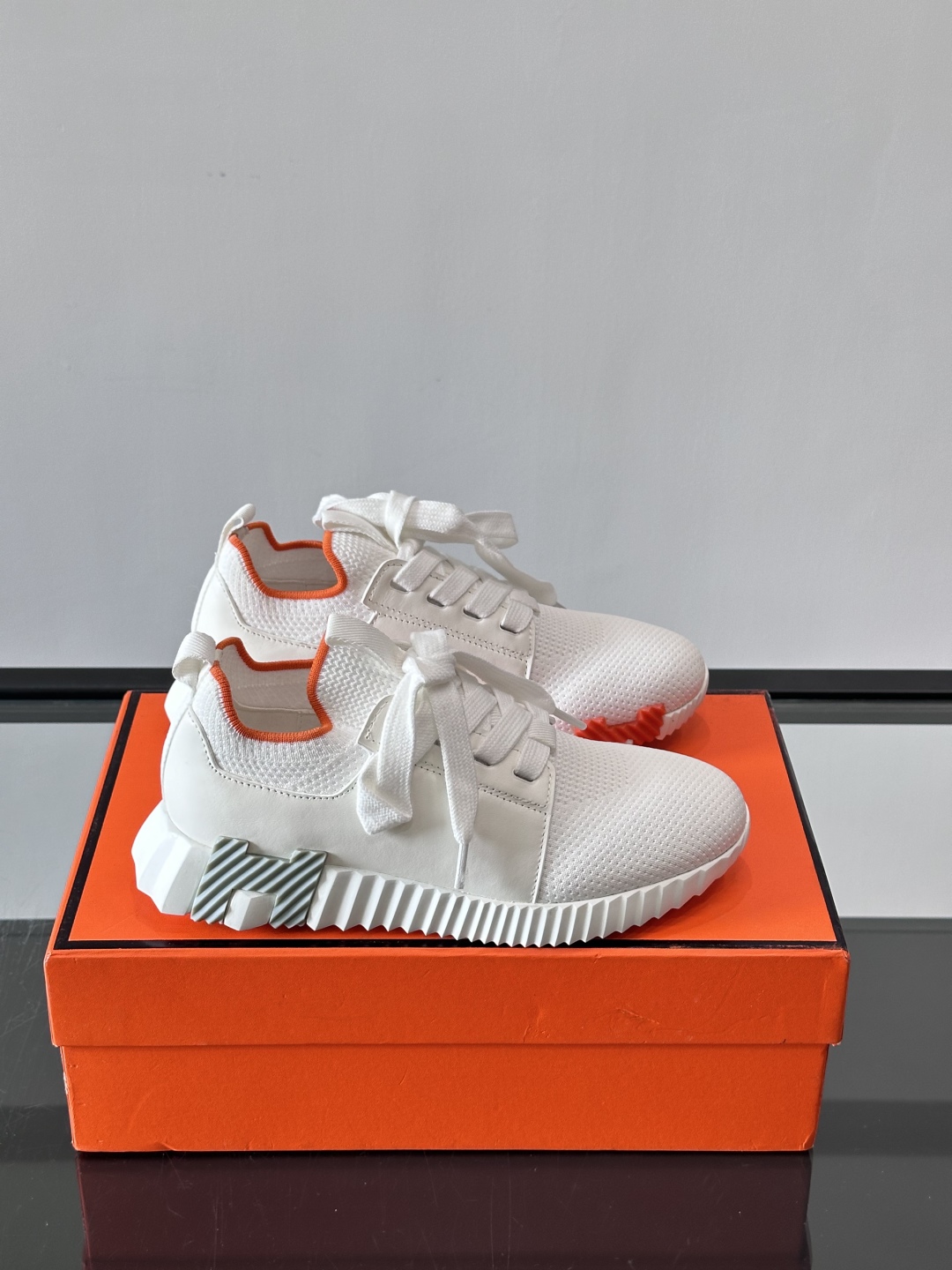 에르메스 디파트 스니커즈 카프스킨 블랑 