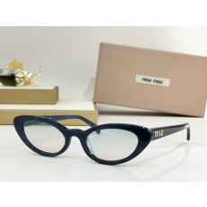 미우미우 캣아이 선글라스 MU09US 