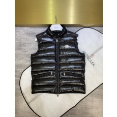 몽클레어 슬림 베스트 패딩