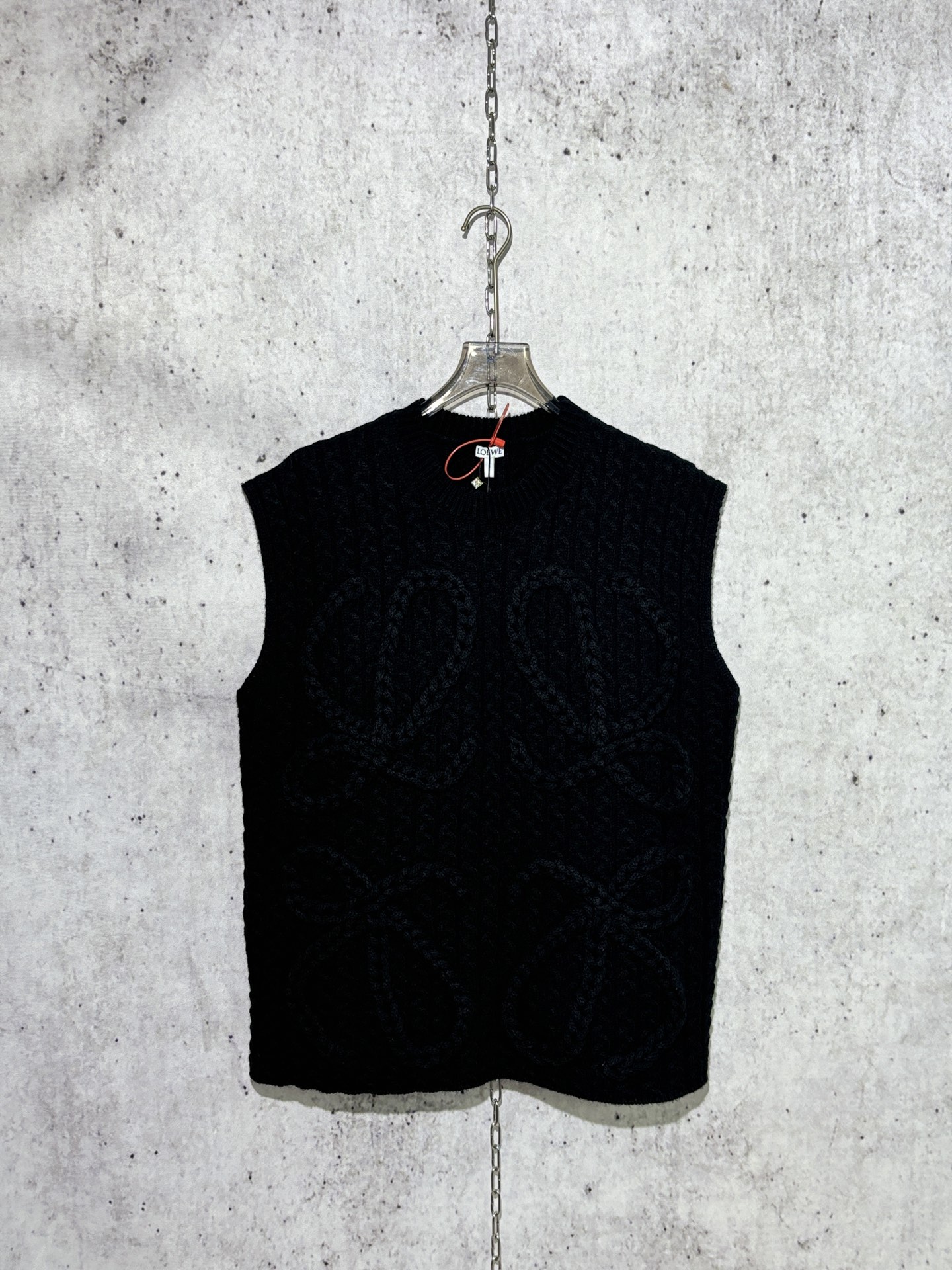 로에베 점보 로고 양털 민소매 블랙