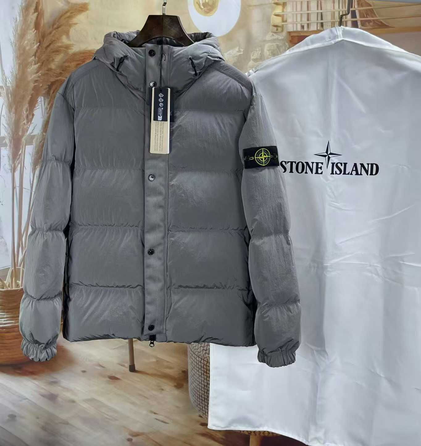 스톤아일랜드 크링클랩스 후드 패딩 그레이