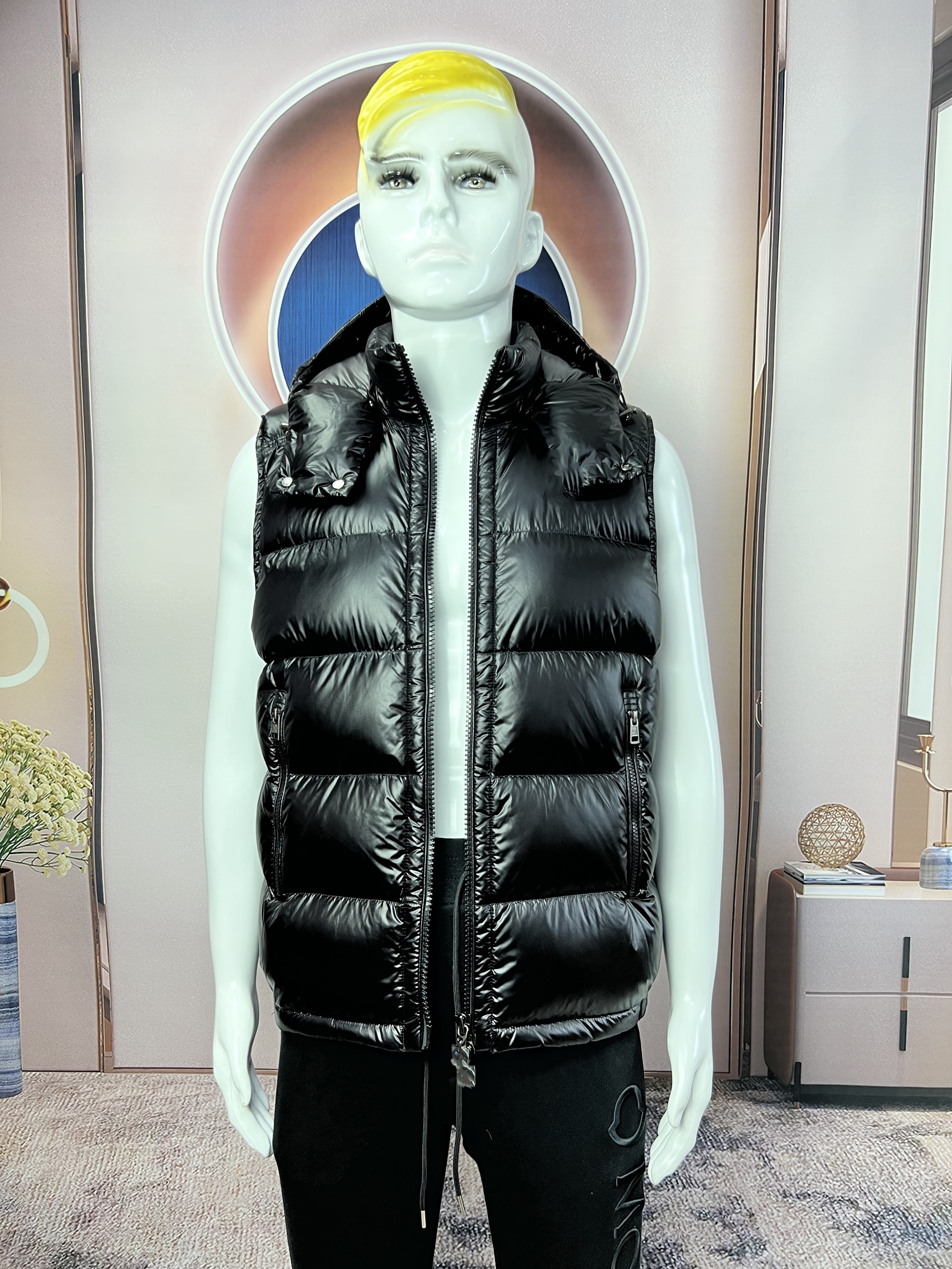 몽클레어 보르메스 조끼패딩 블랙