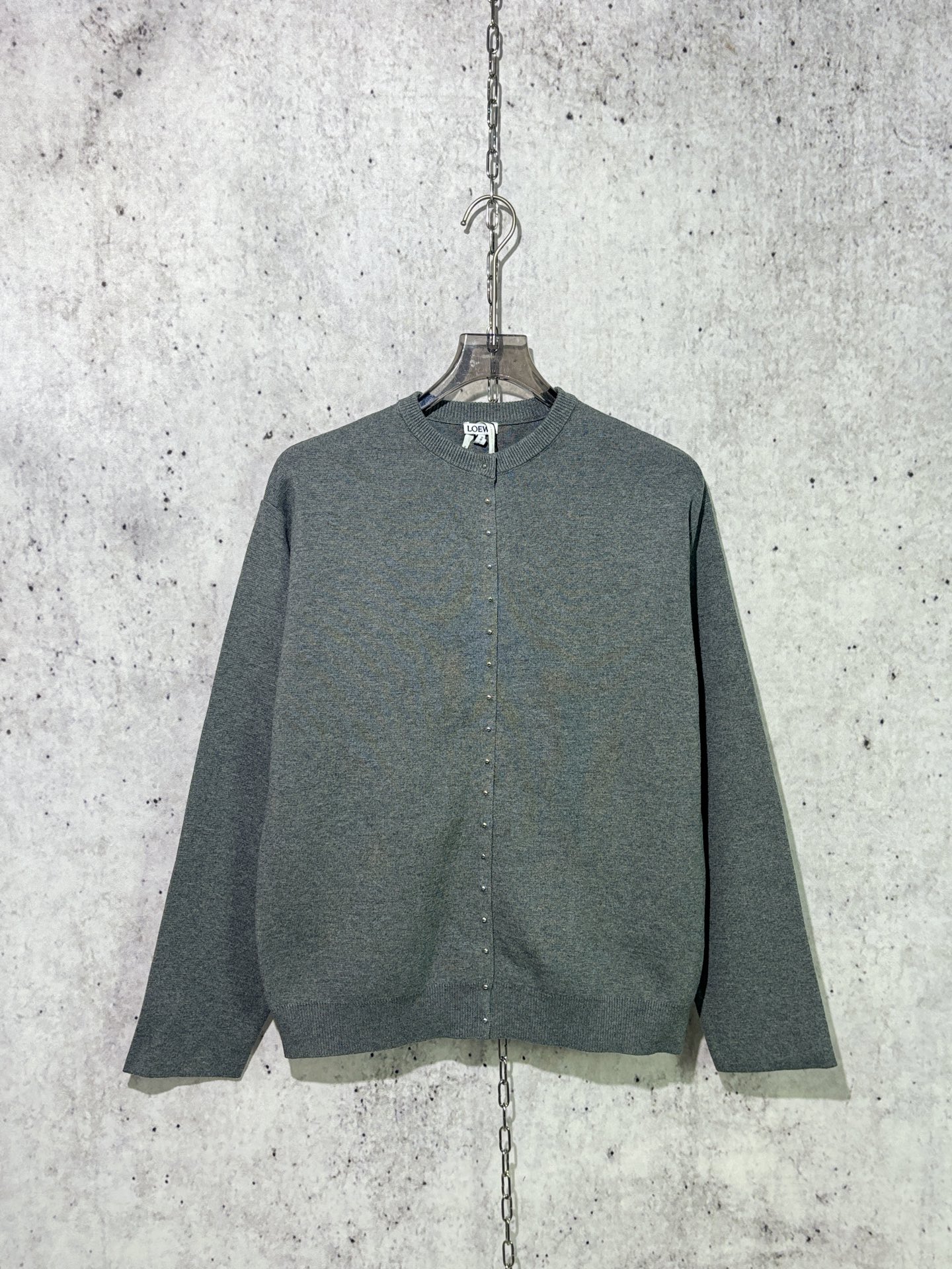 로에베 핀버트 라운드넥 니트 가디건 그레이