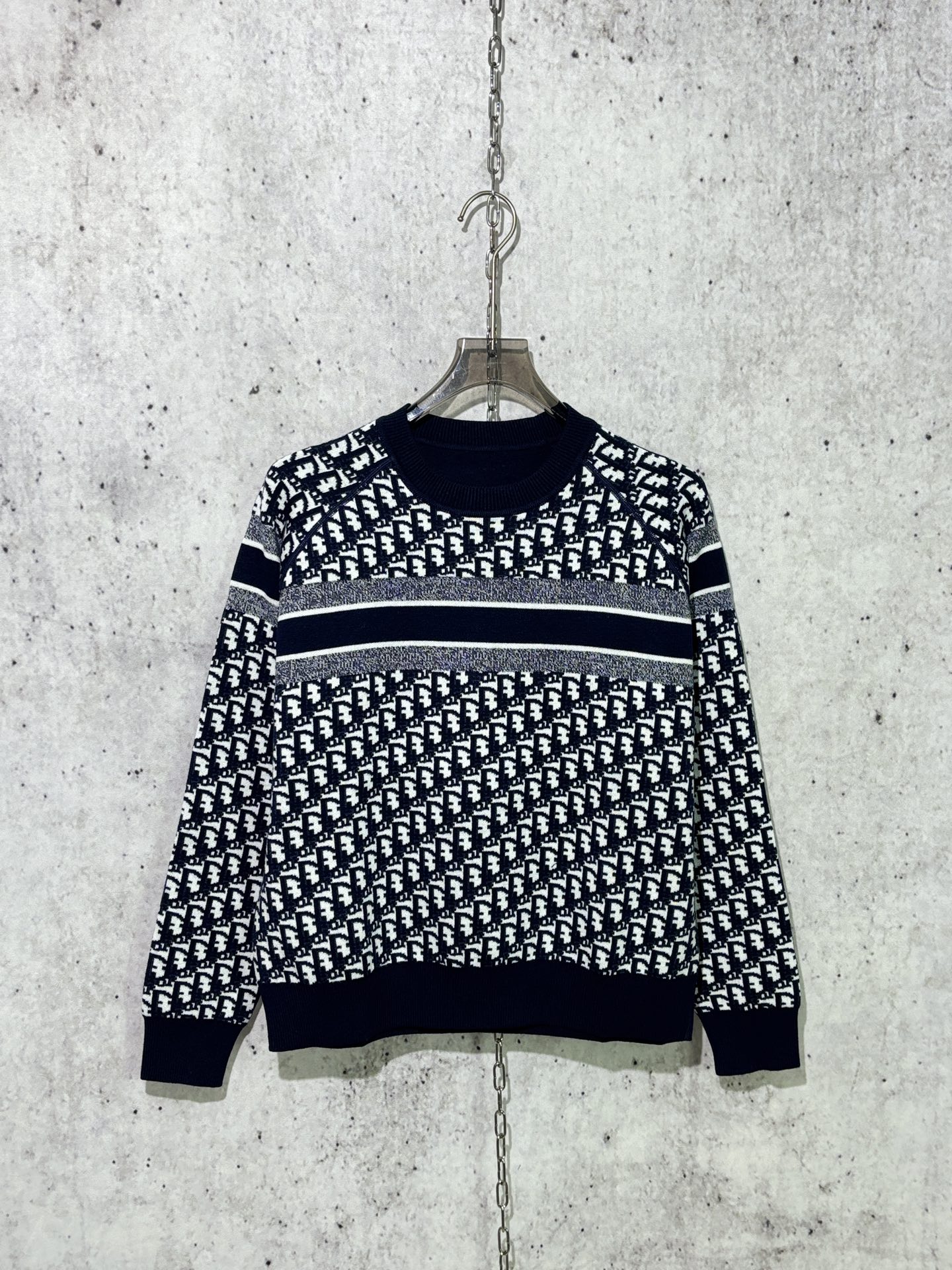 디올 오블리크 리버서블 니트