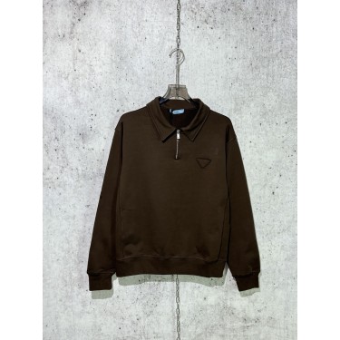 프라다 트라이앵글 로고 하프집업 폴로 셔츠 브라운