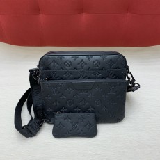 루이비통 트리오 메신저백 블랙 M26713