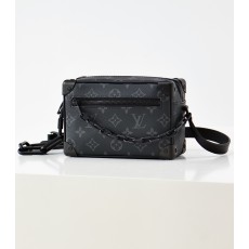 루이비통 미니 소프트 트렁크 모노그램 이클립스 크로스백 블랙 18*13*8