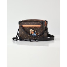 루이비통 모노그램 미니 소프트 트렁크 숄더백 18*13*8