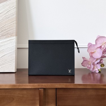 [갓팩토리] 루이비통 포쉐트 보야주 MM 타이가 M30450 27*21*6