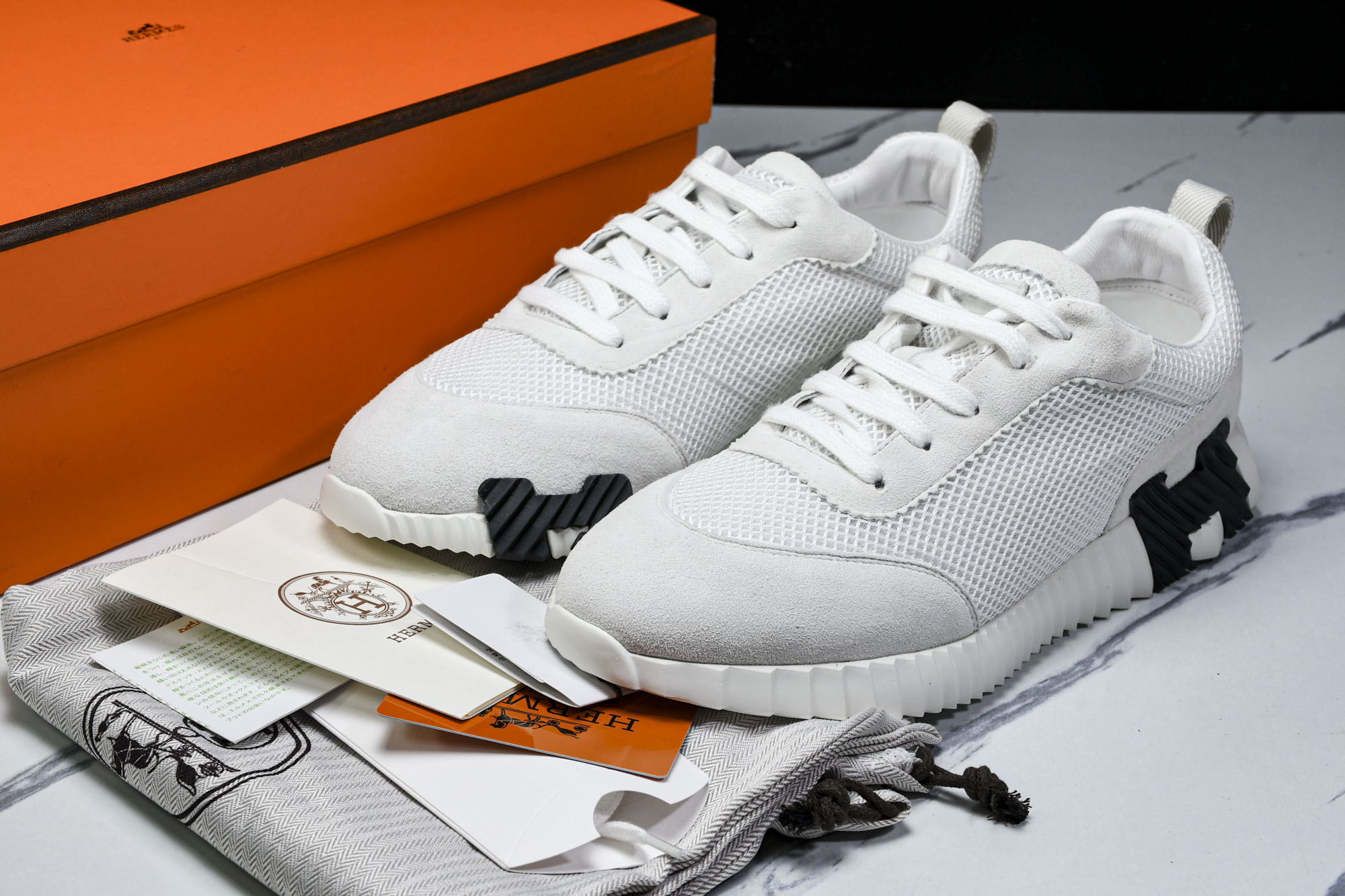 [E2] 에르메스 바운싱 스니커즈 메쉬 스웨이드 고트스킨 그레이 블랙