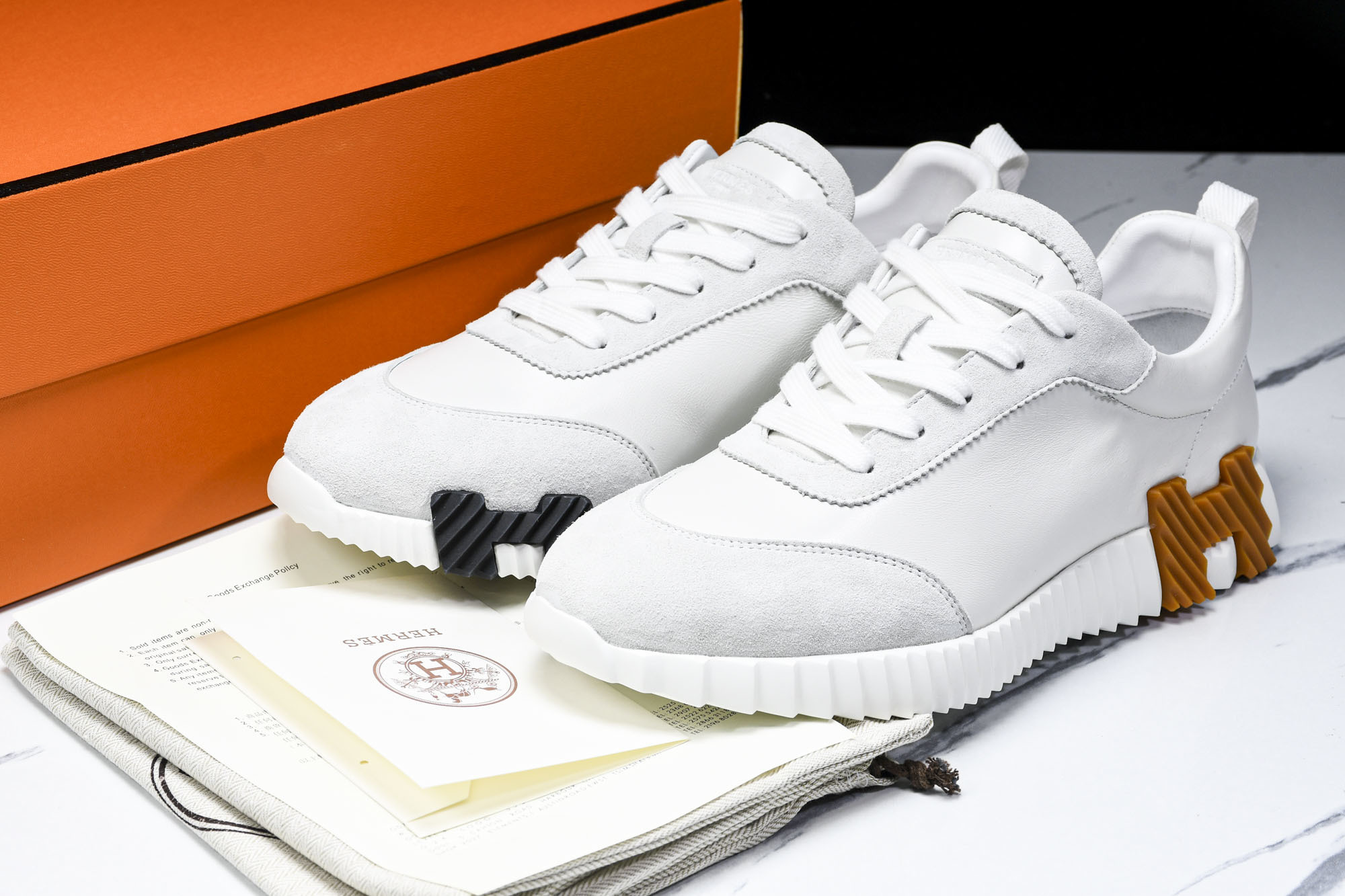 [XP] 에르메스 바운싱 스니커즈 스웨이드 고트스킨 화이트 블랙&오렌지