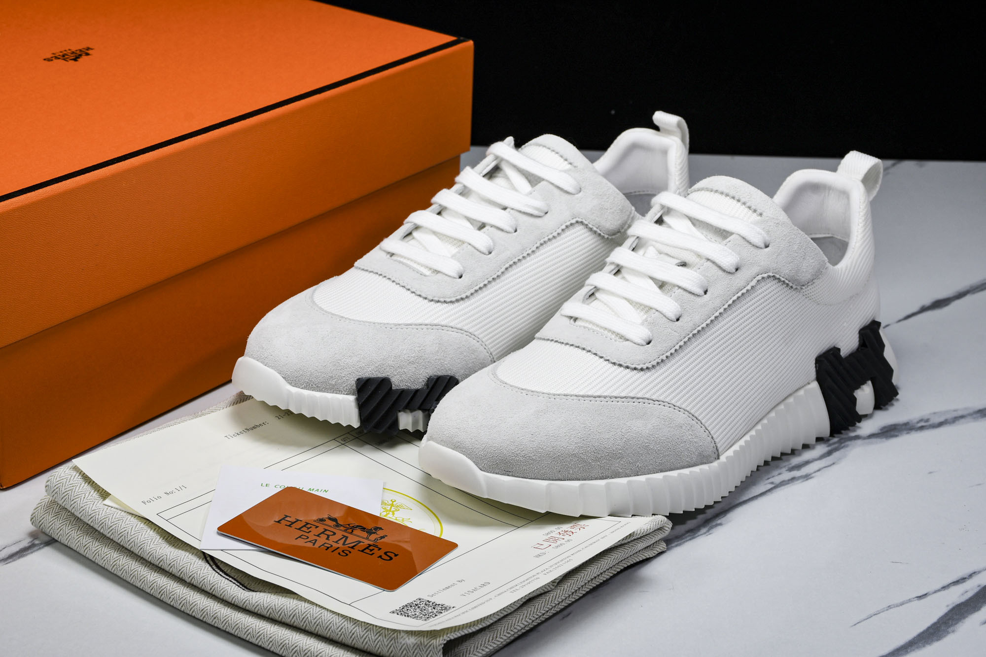 [E2] 에르메스 바운싱 스니커즈 메쉬 스웨이드 고트스킨 화이트 블랙