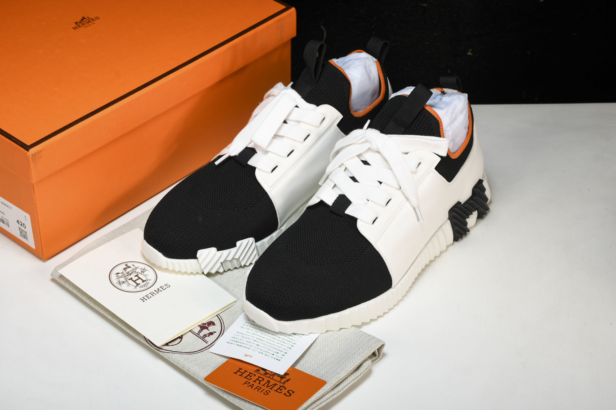 [GD] 에르메스 디파트 스니커즈 메쉬 카프스킨 화이트 블랙