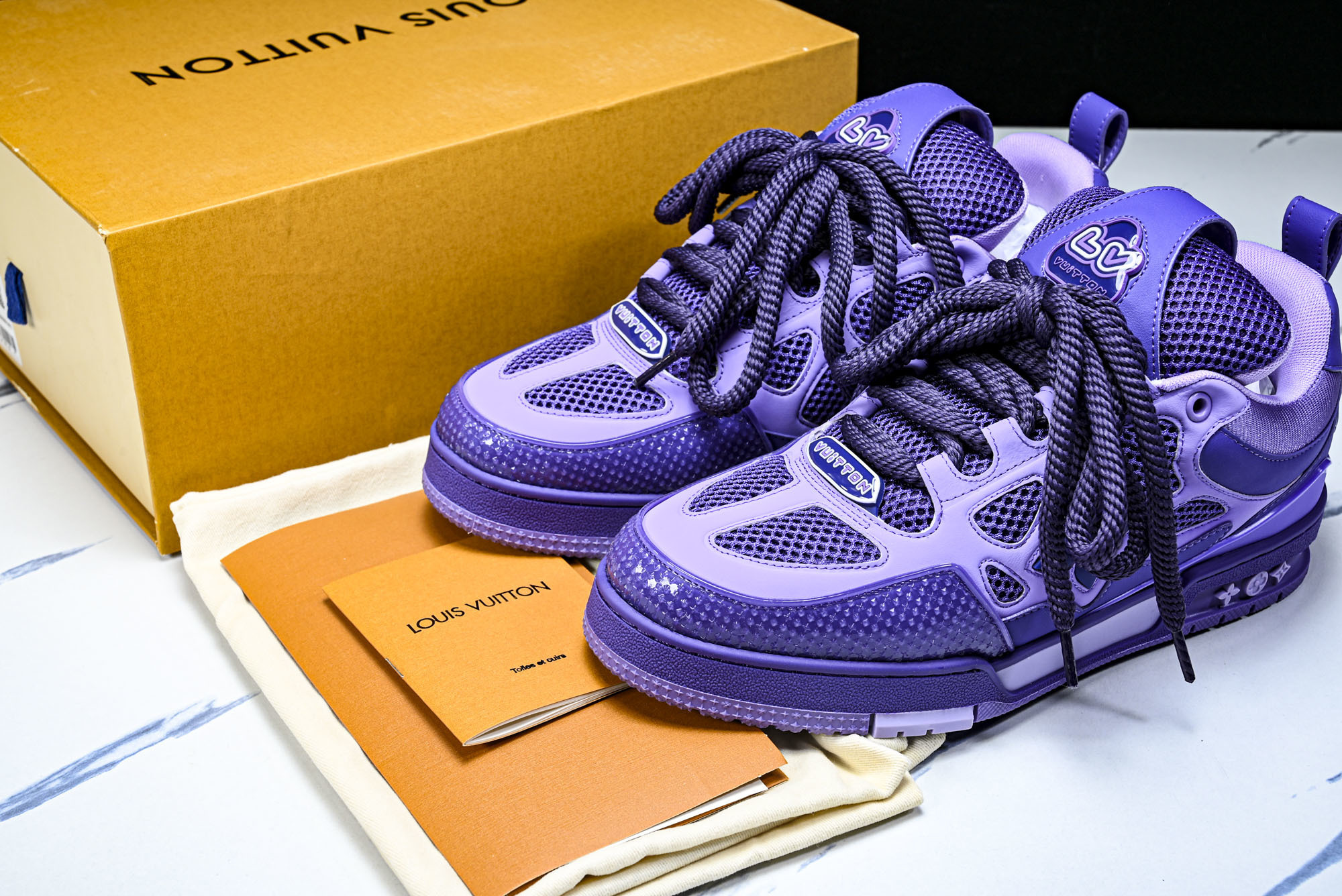 [V8] 루이비통 스케이트 메쉬 스니커즈 퍼플