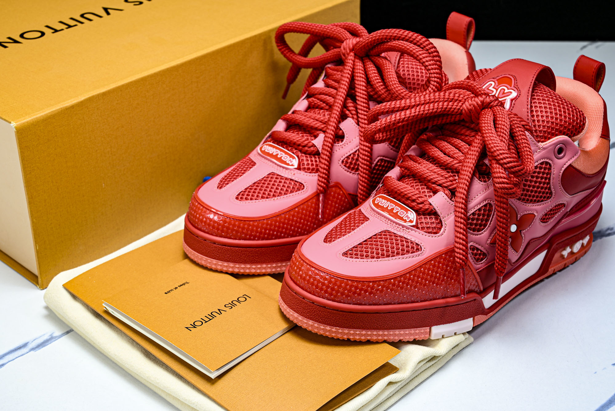 [V8] 루이비통 스케이트 메쉬 스니커즈 레드